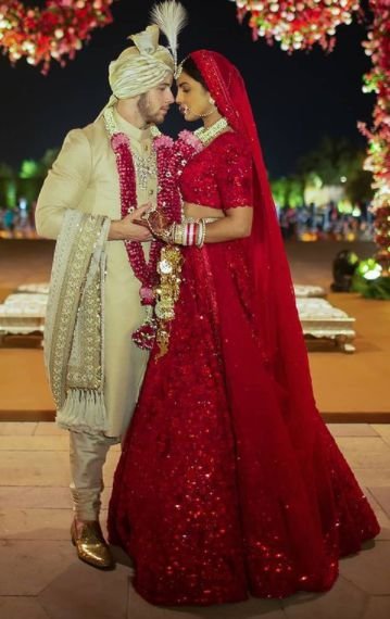 Priyanka Chopra Biography | Wiki, Age, Height, Net Worth, Family, Boyfriend, Husband & More