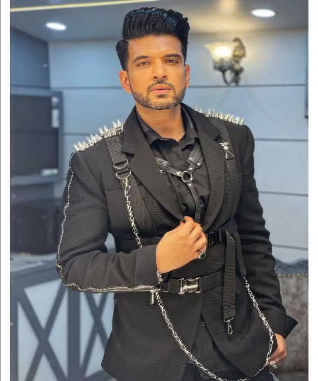 Karan Kundrra Biography | Wiki, Age, Height, Girlfriend, Wife, Family, Sister & More