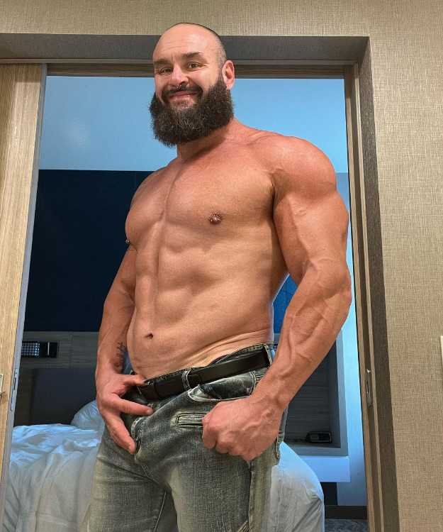 Braun Strowman Height, Age, Weight, Net Worth, Wife, Theme Song, Real Name, Biography | Wiki, Family
